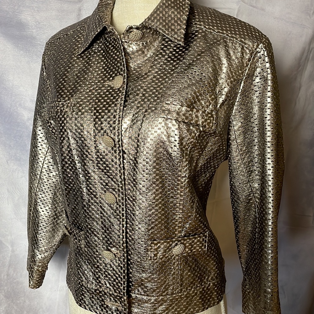 V CRISTINA PLATINUM FAUX LEATHER JACKET SIZED L  WAIST LENGTH